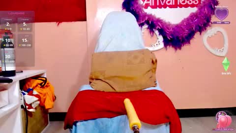 AriSaray online show from 11.18.25