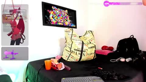 Snapshot of la_ratona_1 chatting on 07.14.26 AriSaray online show from 07.14.26