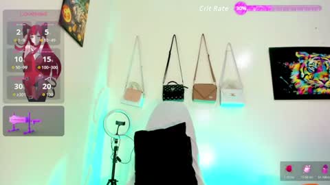 Snapshot of la_ratona_1 chatting on 07.17.26 AriSaray online show from 07.17.26