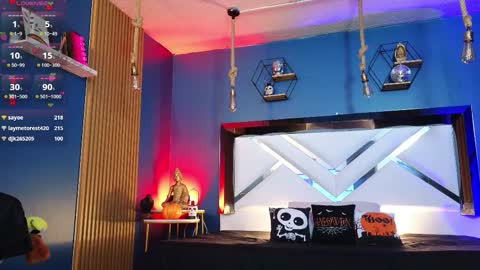 Cris  online show from 10.28.25