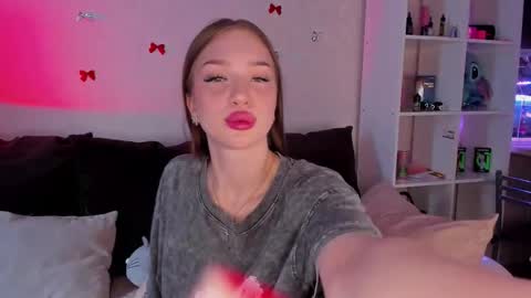 Snapshot of lababyalice chatting on 02.12.26 Alice online show from 02.12.26