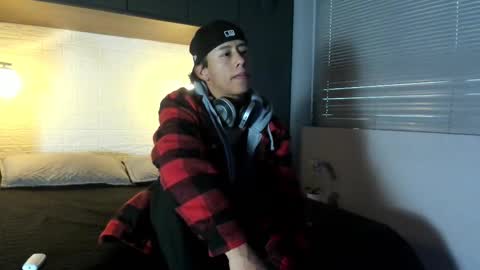 labrinthteasing online show from 10.15.25