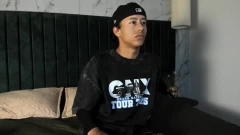 labrinthteasing online show from 11.18.25