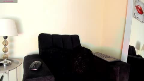 Snapshot of lace_victoria chatting on 05.30.26 lace_victoria online show from 05.30.26