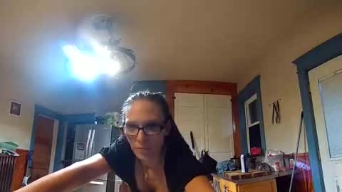 LacedInLeather online show from 11.08.25