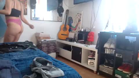 lachicadeldiablo online show from 04.06.26