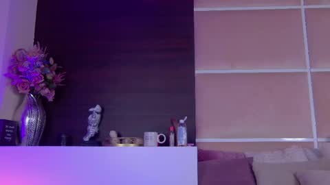 Snapshot of lacieward chatting on 05.14.26 lacieward online show from 05.14.26