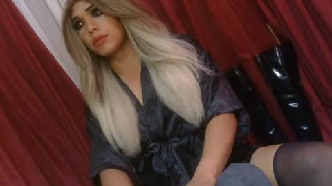 Snapshot of lady_athenax chatting on 07.13.26 Athena online show from 07.13.26
