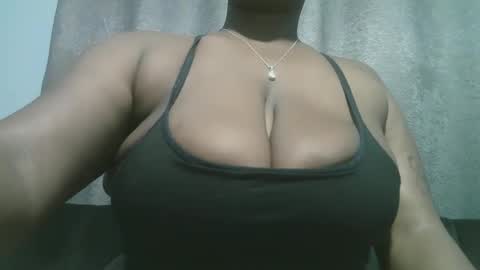 lady_dearra online show from 09.12.25