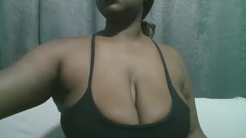 lady_dearra online show from 09.27.25