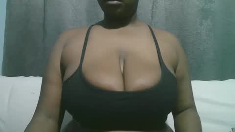 lady_dearra online show from 10.04.25