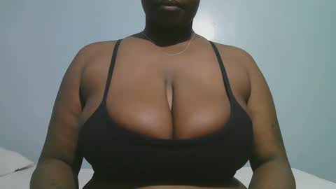 lady_dearra online show from 02.06.26