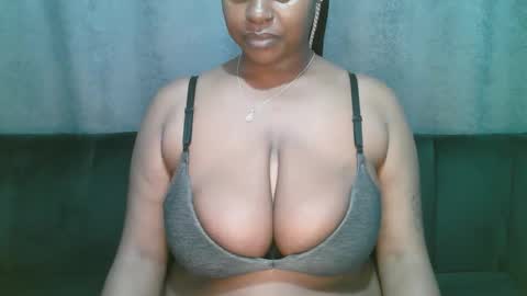 lady_dearra online show from 03.14.26