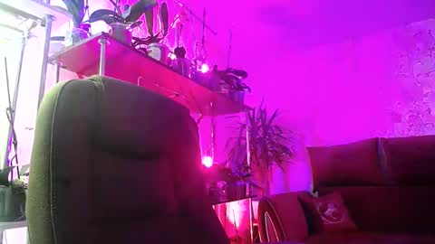 Lady Gloria online show from 01.11.25