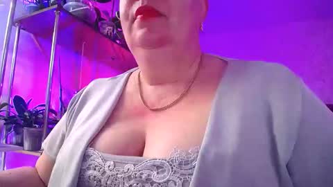 Lady Gloria online show from 02.23.26