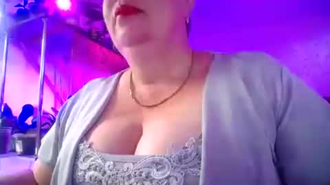 Snapshot of lady_gloria chatting on 07.10.26 Lady Gloria online show from 07.10.26