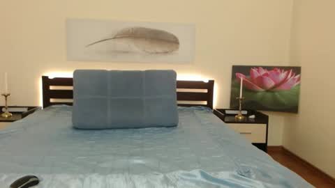 Snapshot of lady_milf_hot chatting on 12.04.24 Sofi online show from 12.04.24