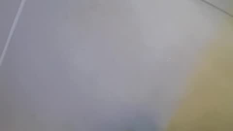 Ella online show from 03.05.25