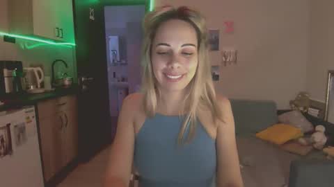 lady_smile69 online show from 09.21.25