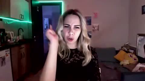 lady_smile69 online show from 09.24.25