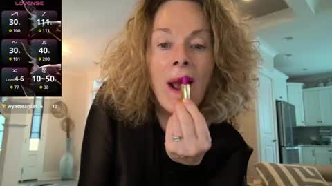 Snapshot of ladybabs chatting on 06.19.26 Ladybabs online show from 06.19.26