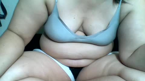 Snapshot of ladybignipples4u chatting on 08.05.26 ladybignipples4u online show from 08.05.26
