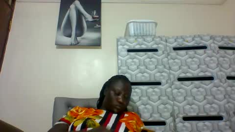 lindah32 online show from 01.28.25