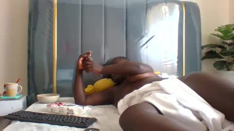 lindah32 online show from 02.12.25