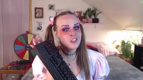 ladyboyhomemaker online show from 02.09.25