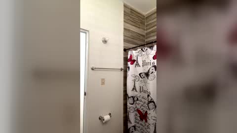 Snapshot of ladycreamypr1 chatting on 03.23.26 onlyfans Ladycreamypr online show from 03.23.26