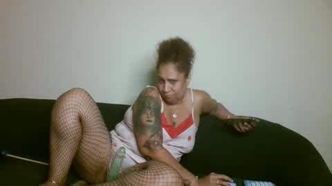 Snapshot of ladycreamypr1 chatting on 05.28.26 onlyfans Ladycreamypr online show from 05.28.26