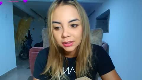 Snapshot of ladydi069 chatting on 11.07.25 Hello im lady nice to meet you online show from 11.07.25