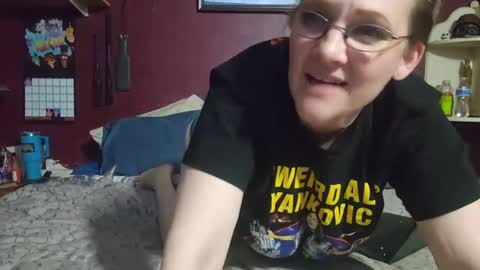 Snapshot of ladykiva_n_hubz chatting on 09.25.25 ladykiva_n_hubz online show from 09.25.25