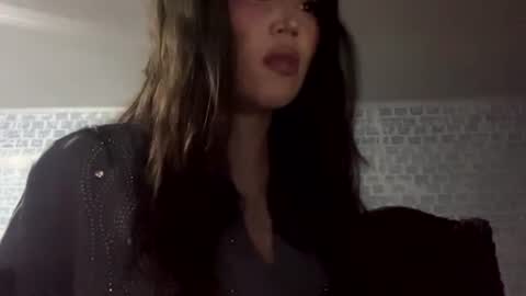 Snapshot of ladymau chatting on 07.11.26 May online show from 07.11.26