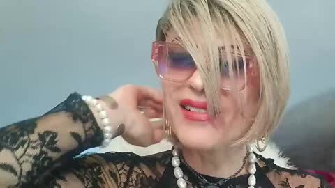 Snapshot of ladyoxana chatting on 03.15.26 Oxana online show from 03.15.26