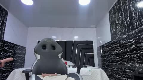 Snapshot of ladyy_scarlett chatting on 01.17.26 Ladyy Scarlett online show from 01.17.26