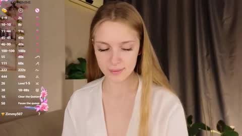 Lilia online show from 11.27.25