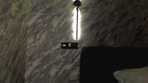 Snapshot of laflamebella chatting on 02.22.25 Bella online show from 02.22.25