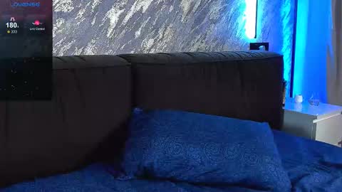 Snapshot of laflamebella chatting on 03.10.25 Bella online show from 03.10.25