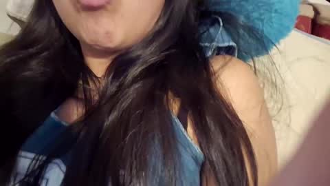 Snapshot of lafoxglam01 chatting on 10.10.25 lafoxglam01 online show from 10.10.25