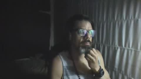 Snapshot of lagenovadura chatting on 05.07.26 La Genova esta Dura beard boy male dick mastubate latinosexy latinohot latino glasses mature strong stronglegs online show from 05.07.26