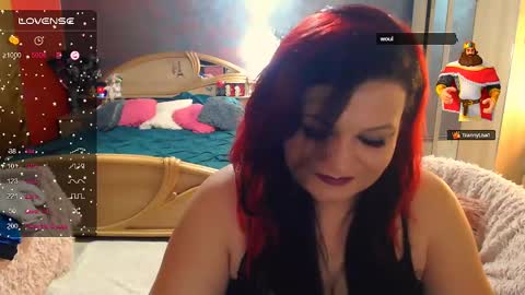 Snapshot of lagerthaa1 chatting on 02.10.25 Arielle online show from 02.10.25