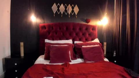 Laia  online show from 04.11.26