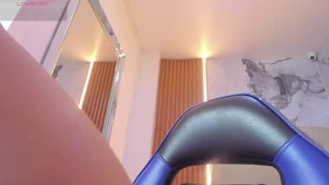 Snapshot of lailamorfy chatting on 07.01.26 online show from 07.01.26