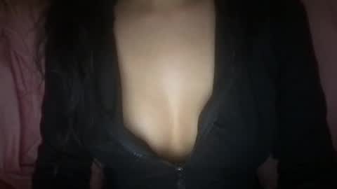 Snapshot of lailayousef chatting on 01.03.25 Laila Yousef online show from 01.03.25