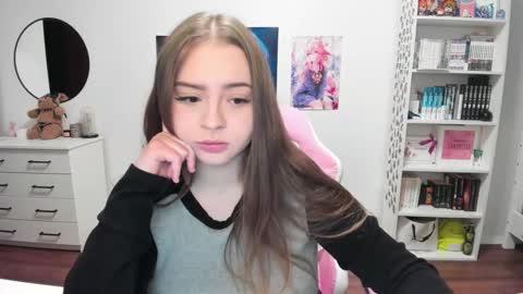 Kira online show from 03.04.25