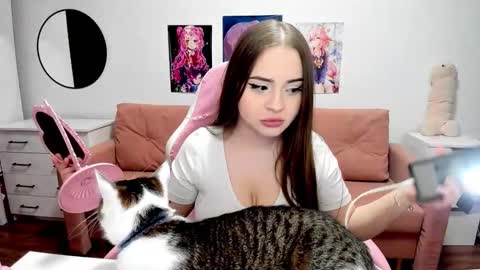 Kira online show from 02.12.26