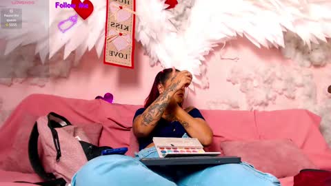 Snapshot of laisy_fox chatting on 02.20.25 Laisy fox online show from 02.20.25