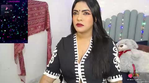 Snapshot of lakshmirani617378 chatting on 03.20.26 Laskhmirani online show from 03.20.26