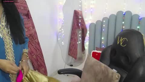 Snapshot of lakshmirani617378 chatting on 04.14.26 Laskhmirani online show from 04.14.26